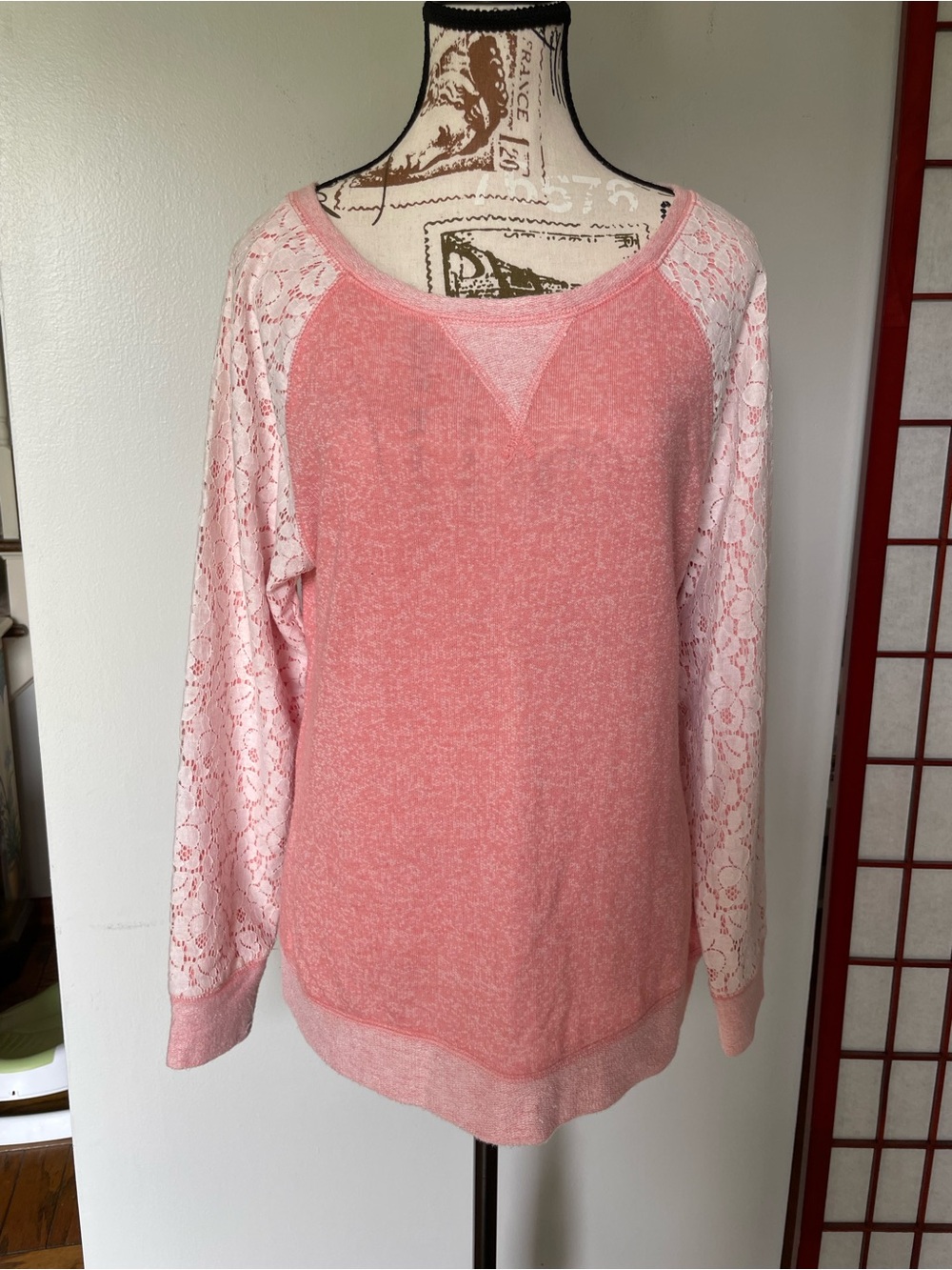 Philosophy Pinkish-Coral Lace Sleeve Pullover Sweater, Size L